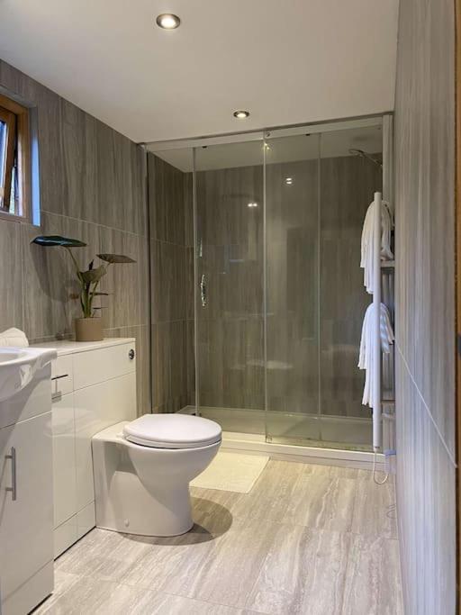 Cosy 1 Bedroom Country Lodge With Free Parking Watlington  Kültér fotó